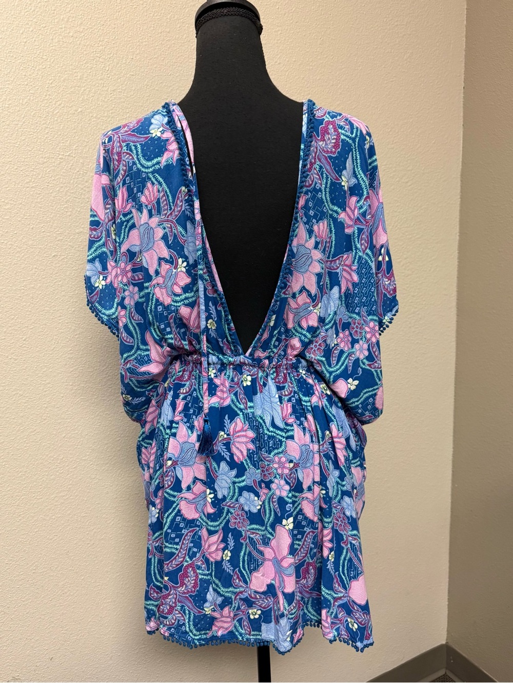 Victoria's Secret Blue Pink Floral Cover-Up Romper Tassel XS Boho Beach - Picture 7 of 14